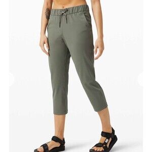 Lululemon On The Fly 7/8 Pants Woven 27" Crop High Waist Stretchy Luxtreme Sz 6